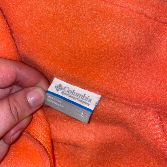 Columbia Women’s Zip-Up Fleece - Picture 3 of 3